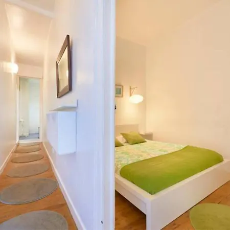 & Calm With Great View Apartment